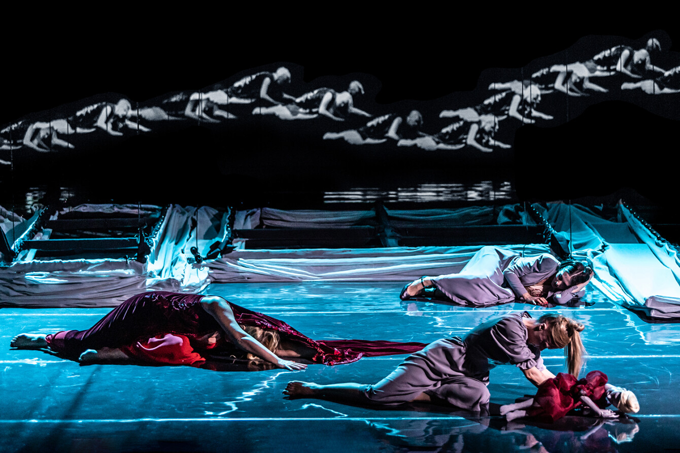 THE TURN OF THE SCREW / BENJAMIN BRITTEN – PREMIERA 22.10.2022 Fot. Natalia Kabanow