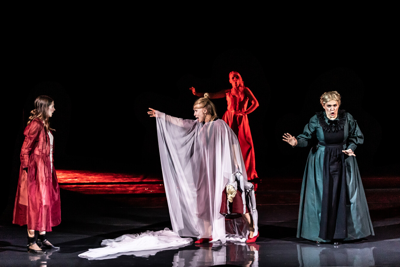THE TURN OF THE SCREW / BENJAMIN BRITTEN – PREMIERA 22.10.2022 Fot. Natalia Kabanow