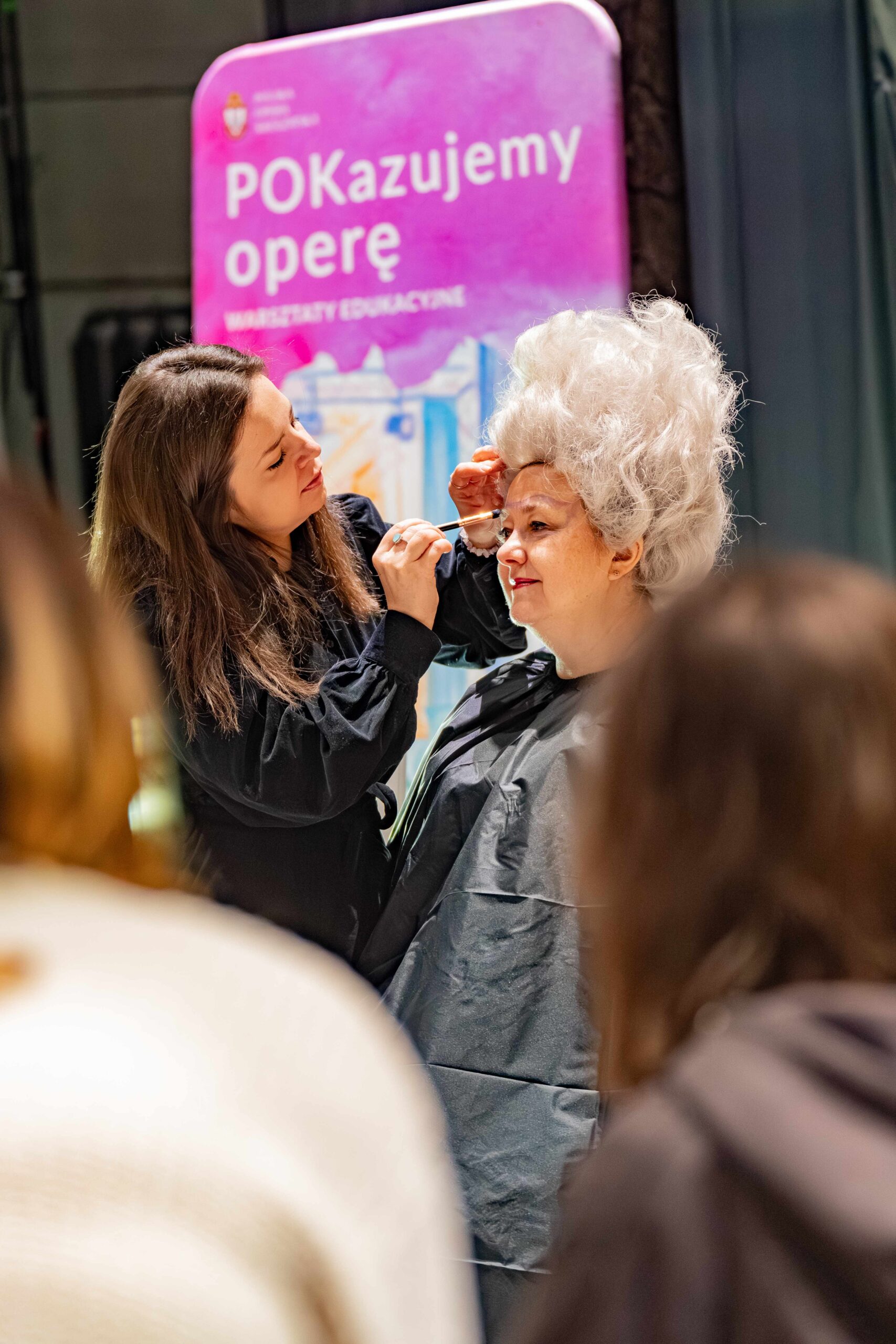 POKazujemy Charakteryzację