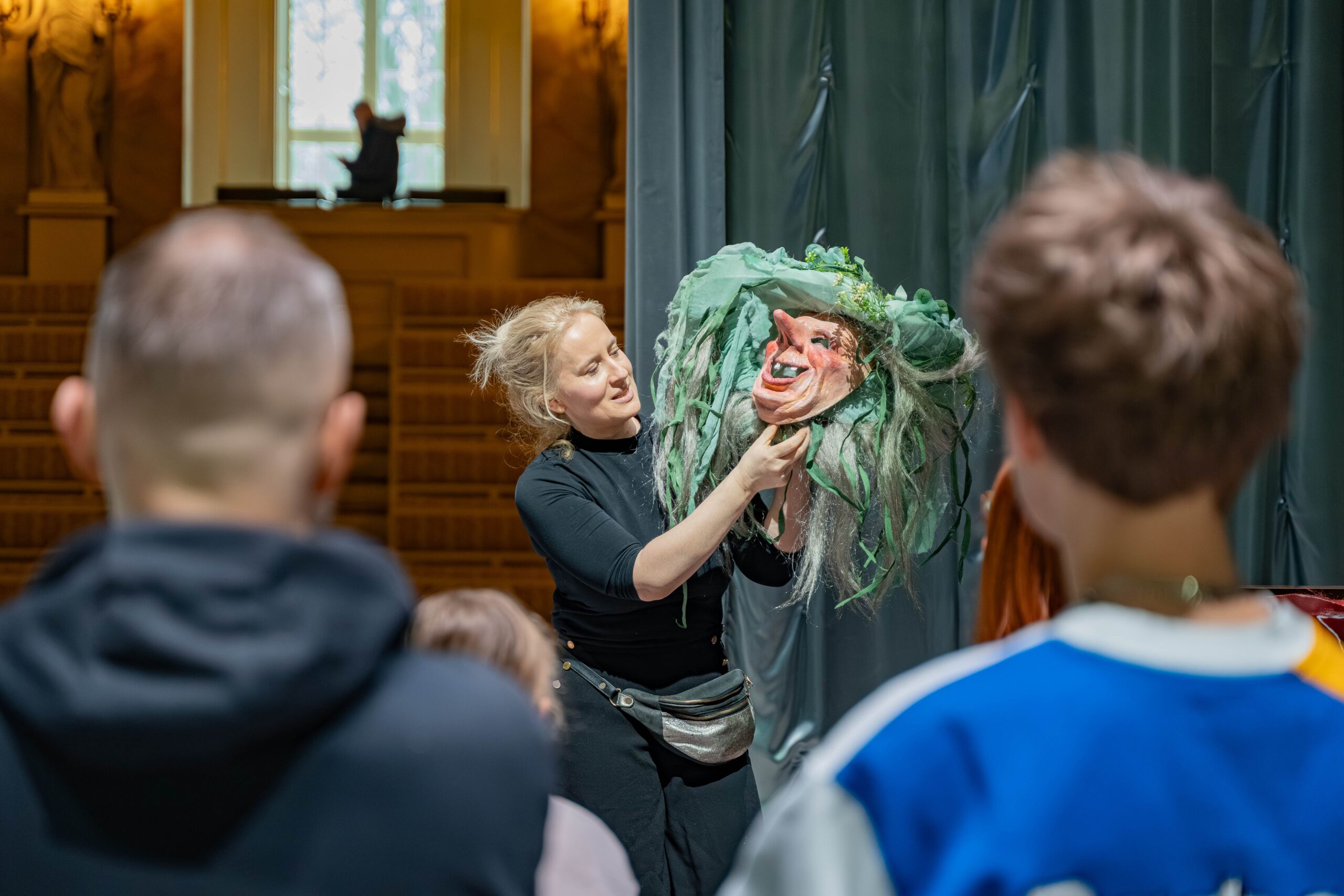 POKazujemy Charakteryzację